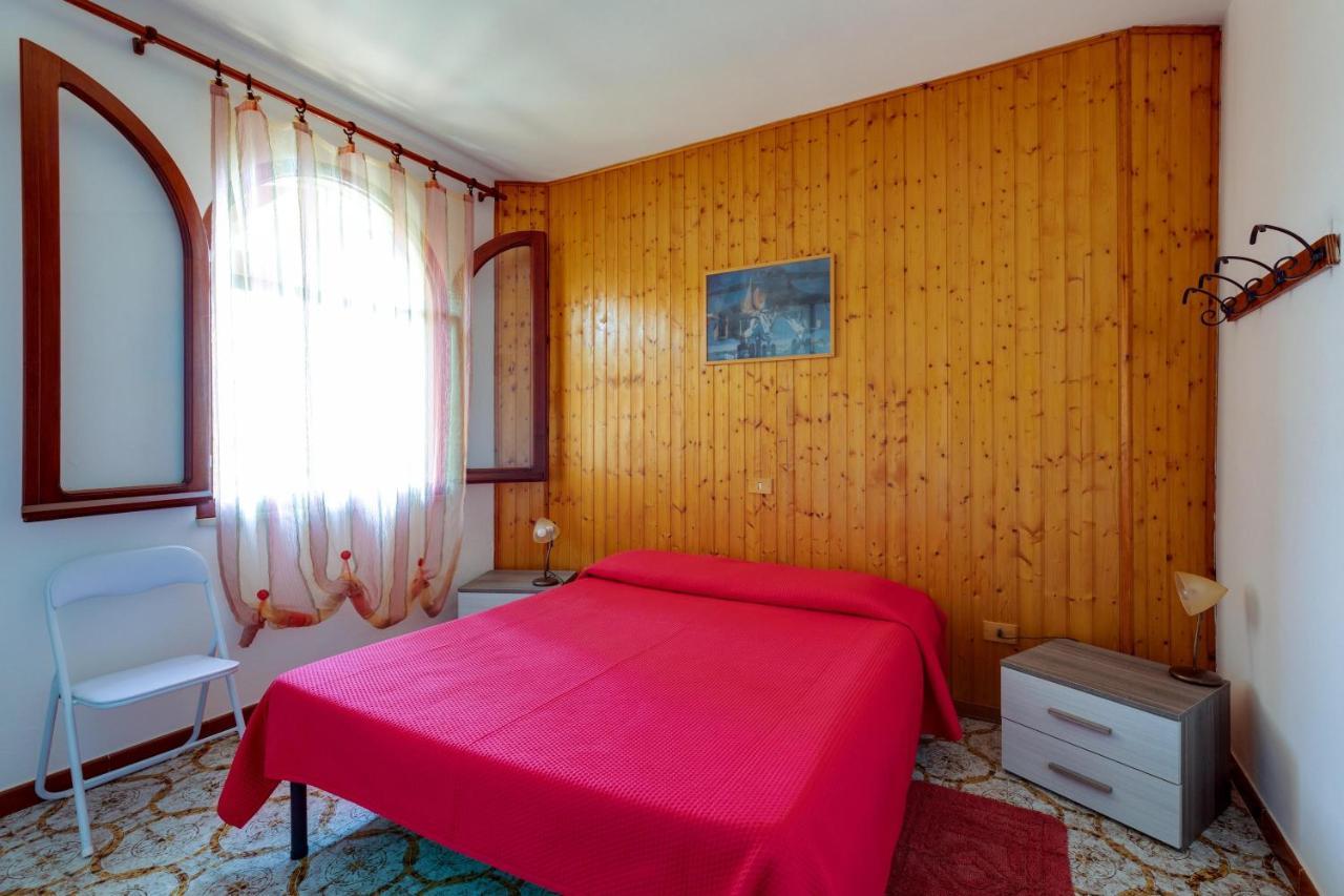 La Terrazza Sul Mare Magomadas Exterior foto